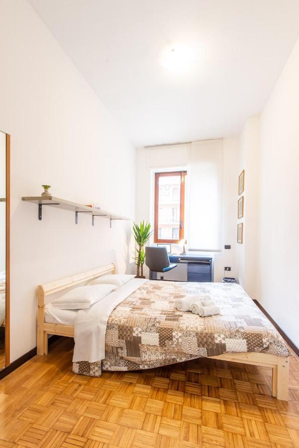 Central Guest House Милан Экстерьер фото